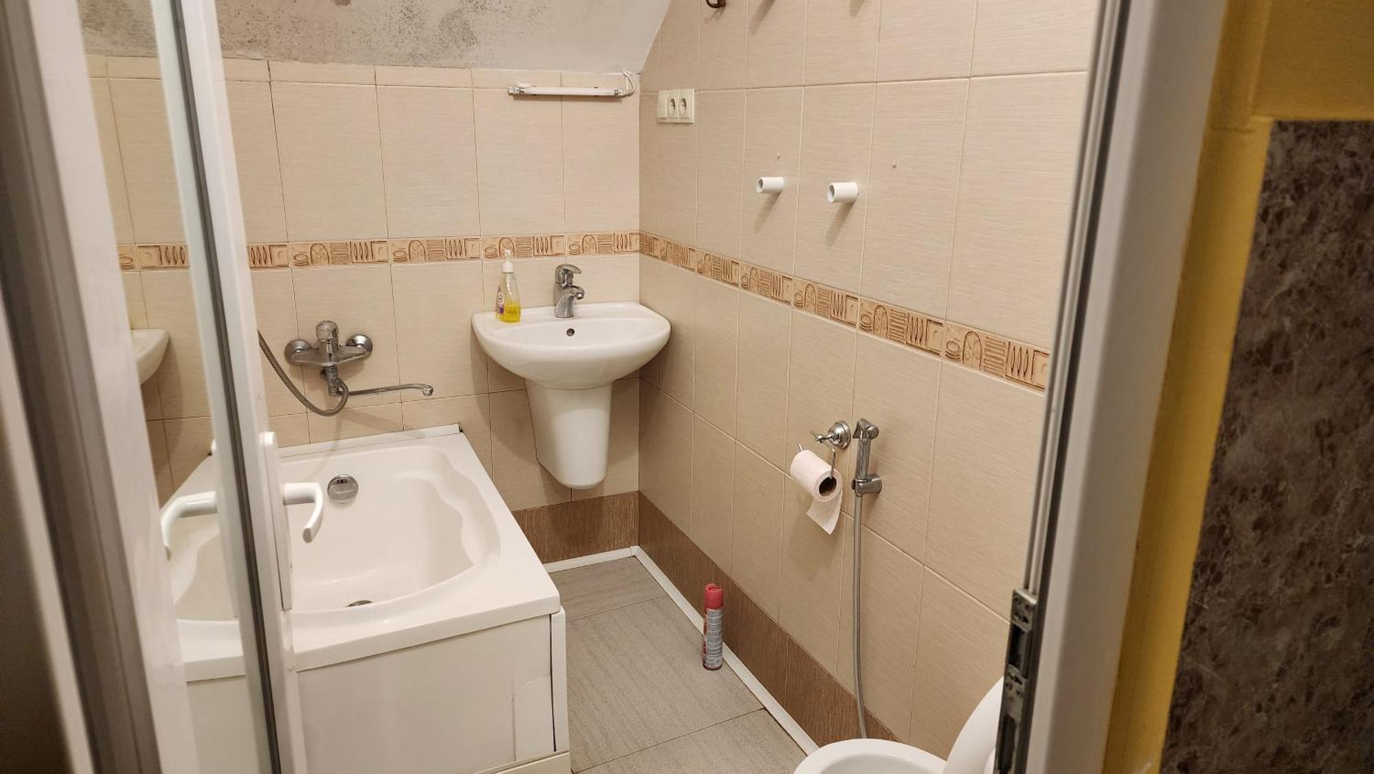 Gallary Hostel 第比利斯 外观 照片