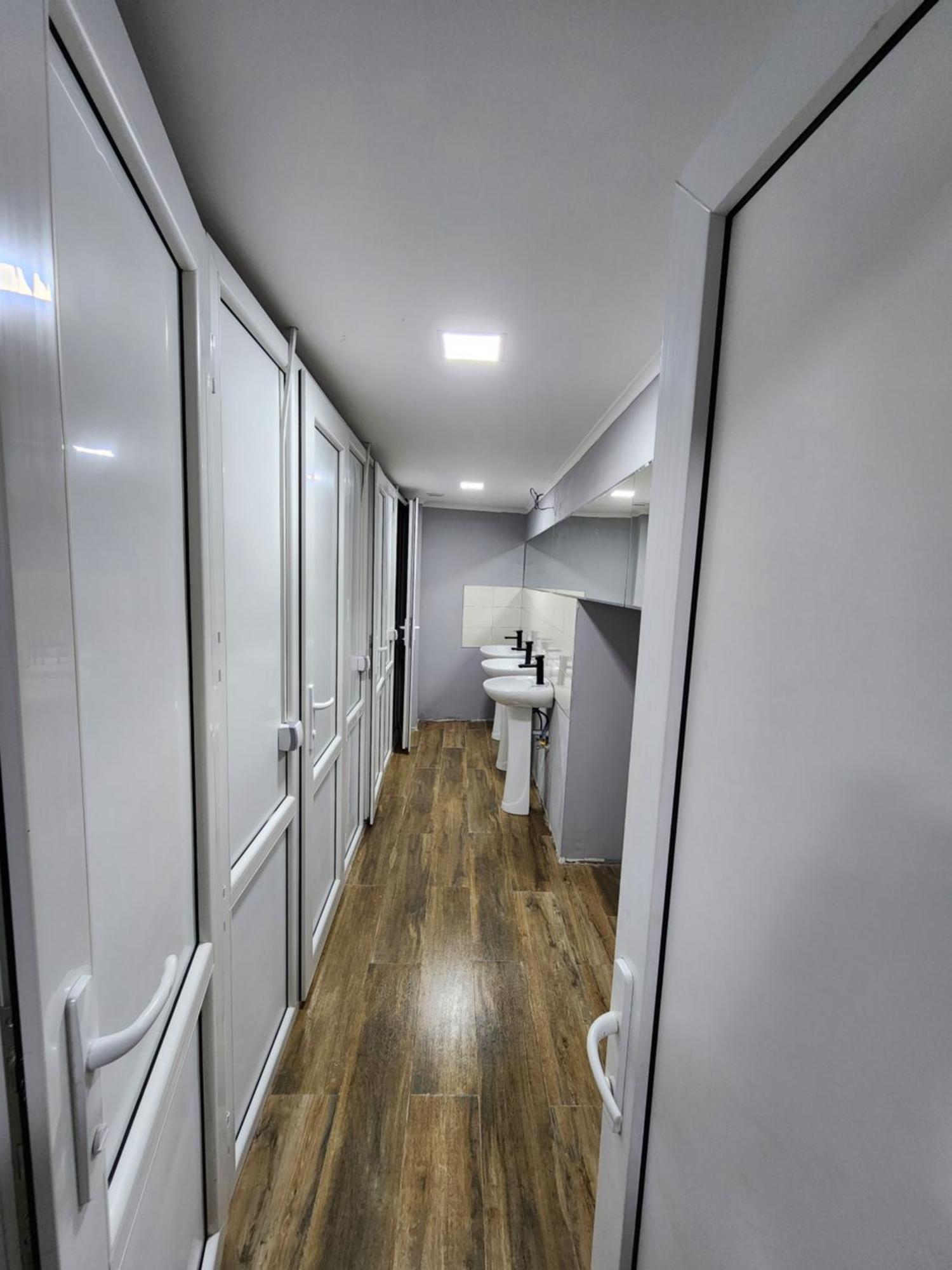 Gallary Hostel 第比利斯 外观 照片