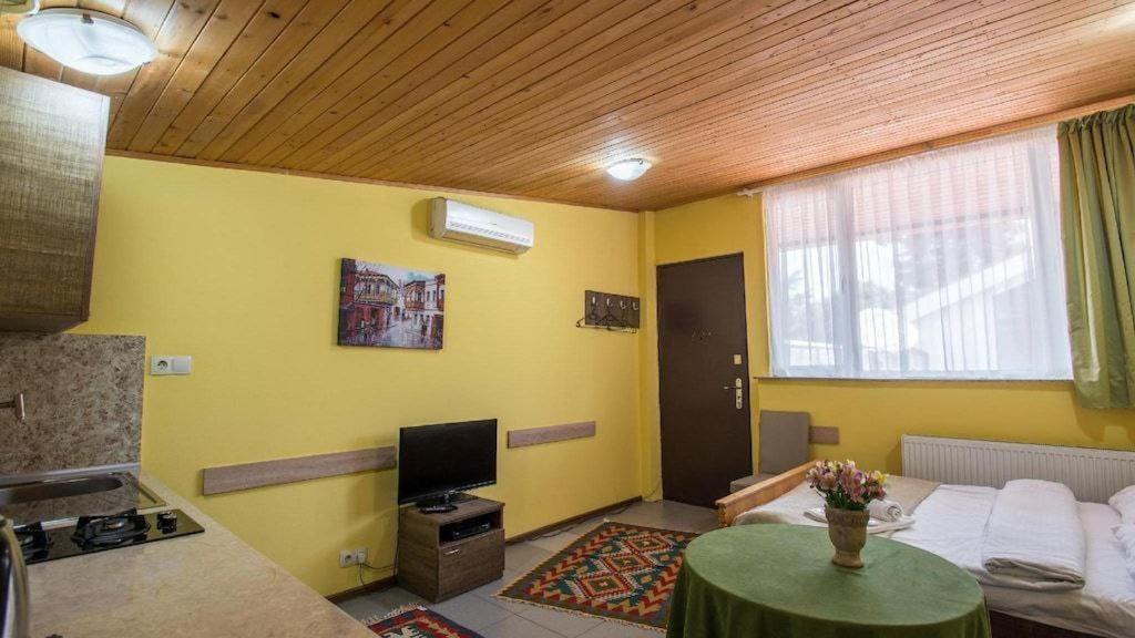 Gallary Hostel 第比利斯 外观 照片